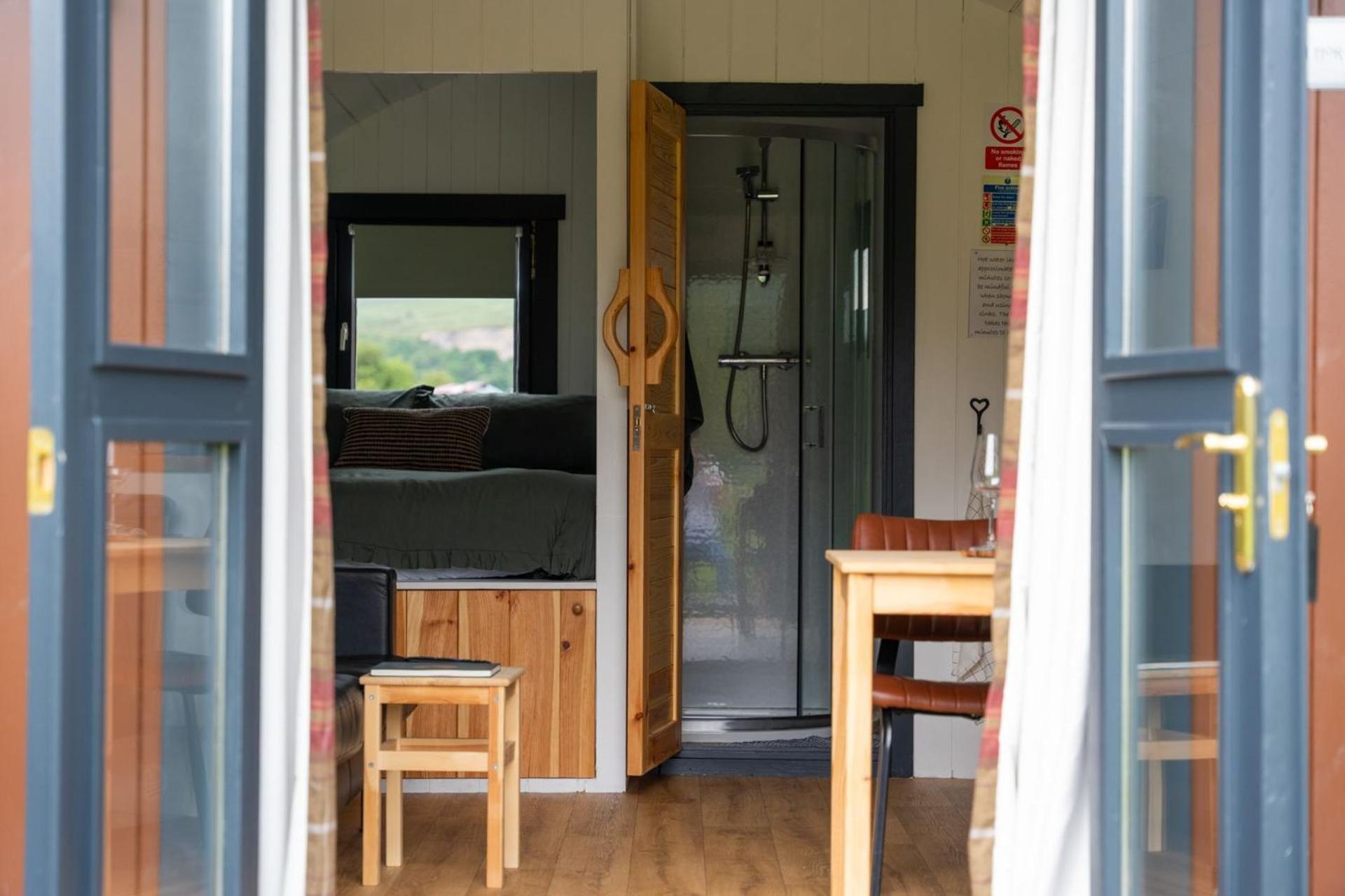 Aonach Mor Pod Villa Fort William Exterior photo