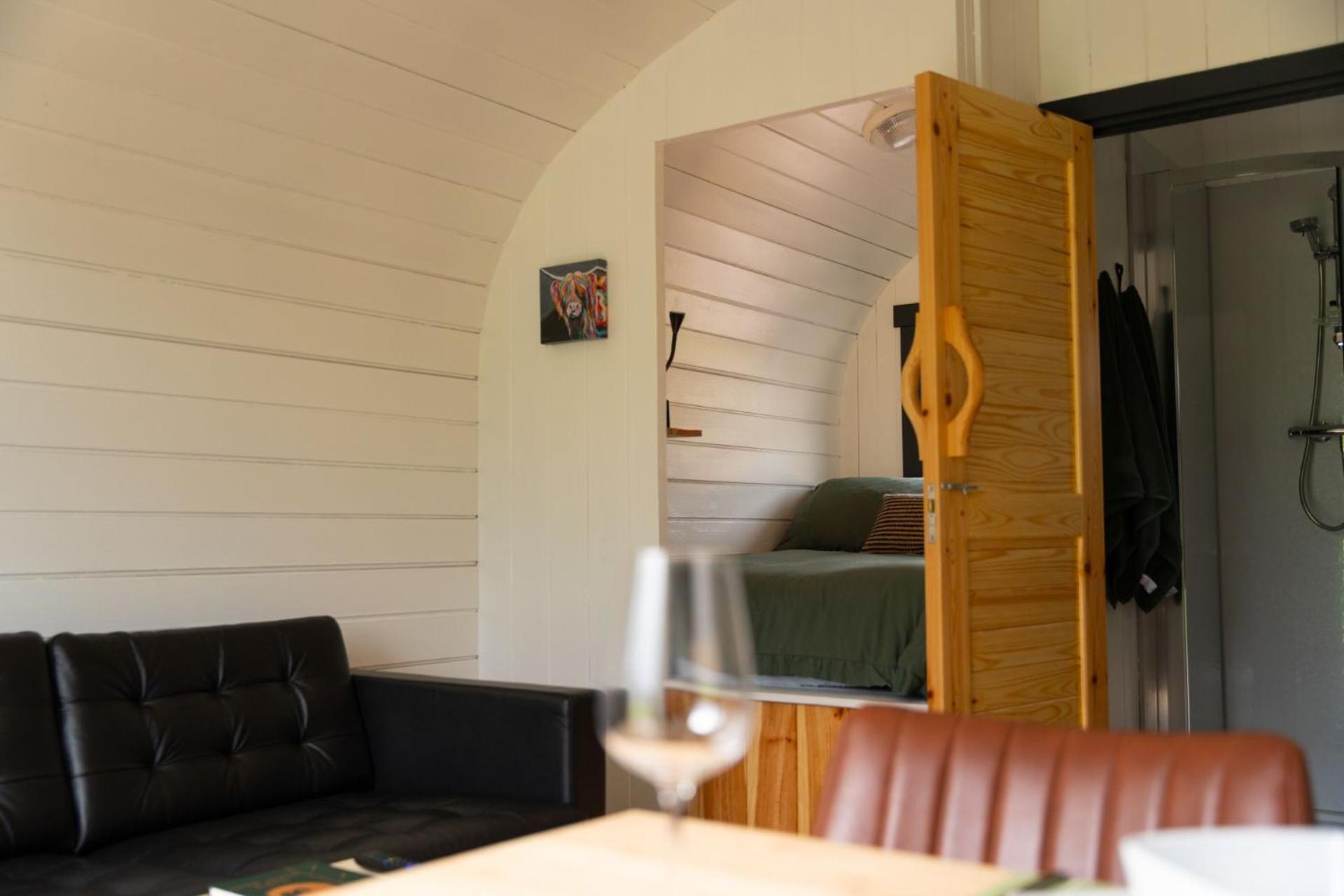 Aonach Mor Pod Villa Fort William Exterior photo